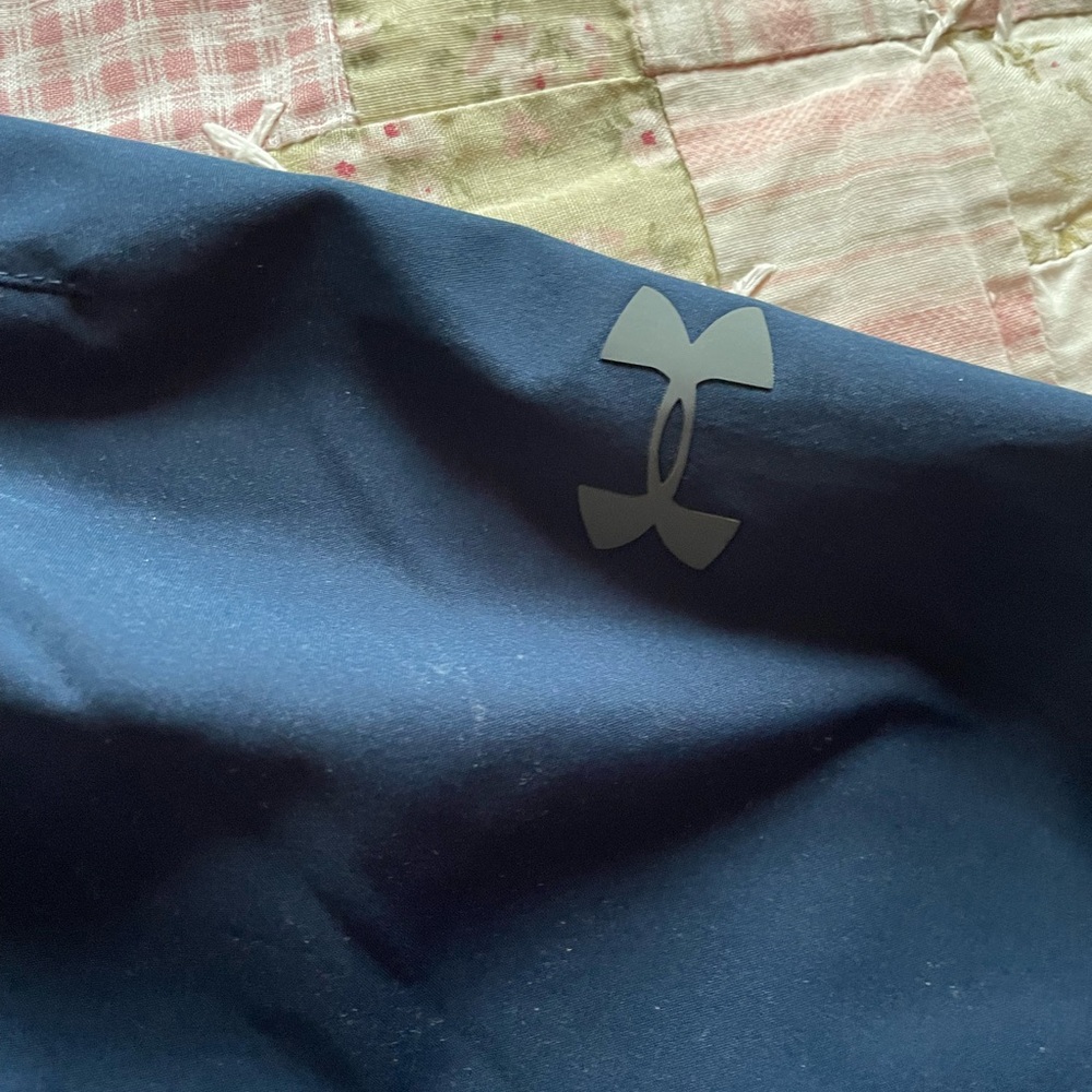 Under Armour Golf - Men's Blue Jacket - size Large GUC - Picture 3 of 8
